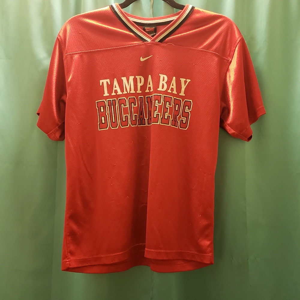 Large women's Buccaneers jersey - Nike